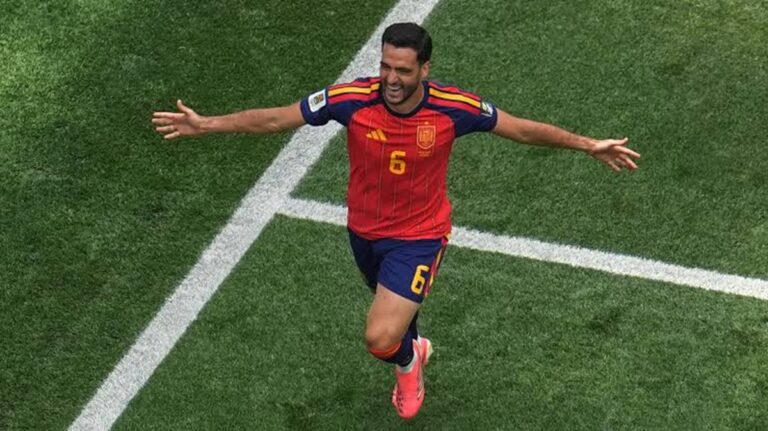 En la foto, Mikel Merino