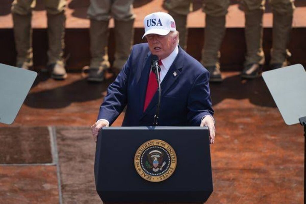 En la foto, Trump en la inauguración de la Biblioteca Roosevelt