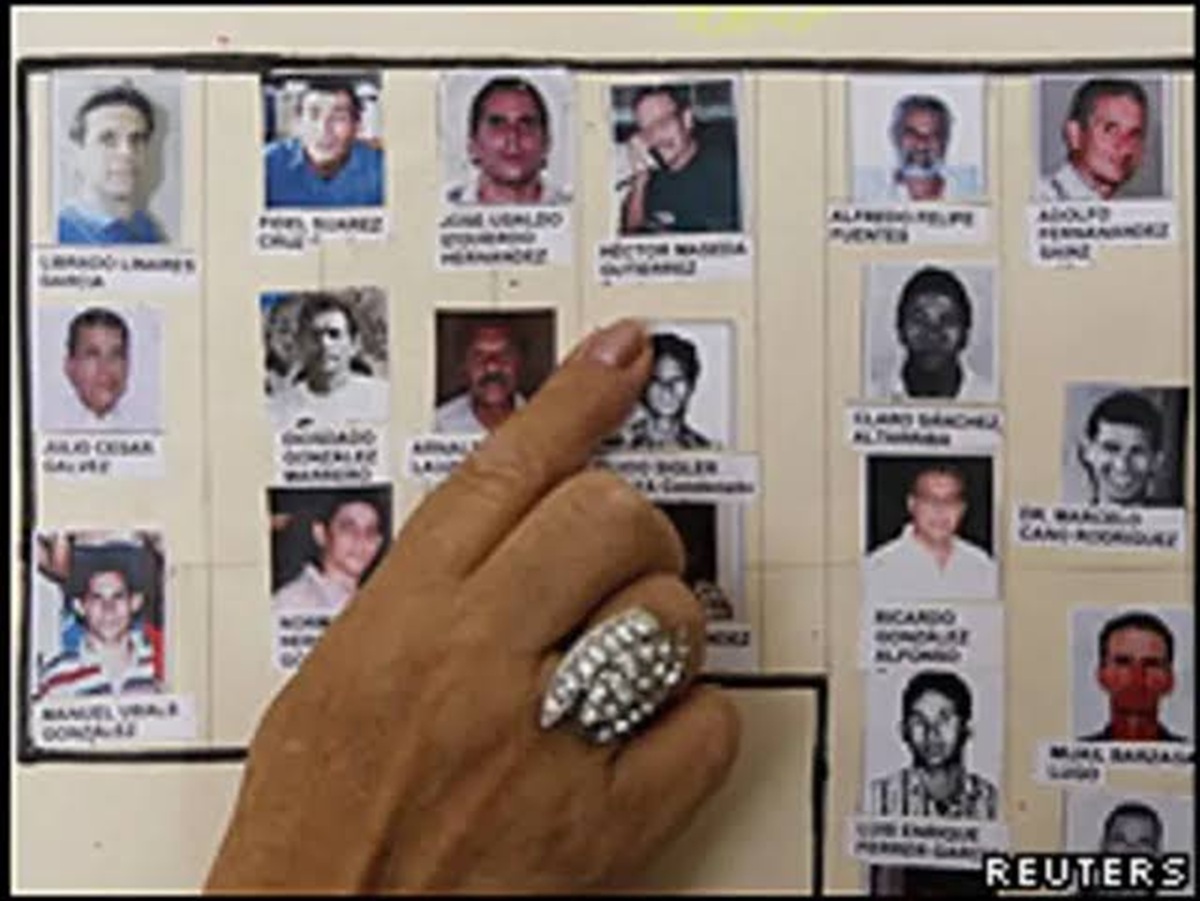 Presos políticos como fichas de cambio 1 En la foto, presos políticos en Cuba