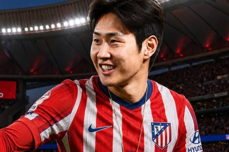En la foto, Kang-in Lee