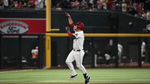 En la foto, un jugador de Arizona celebra el triunfo ante San Luis