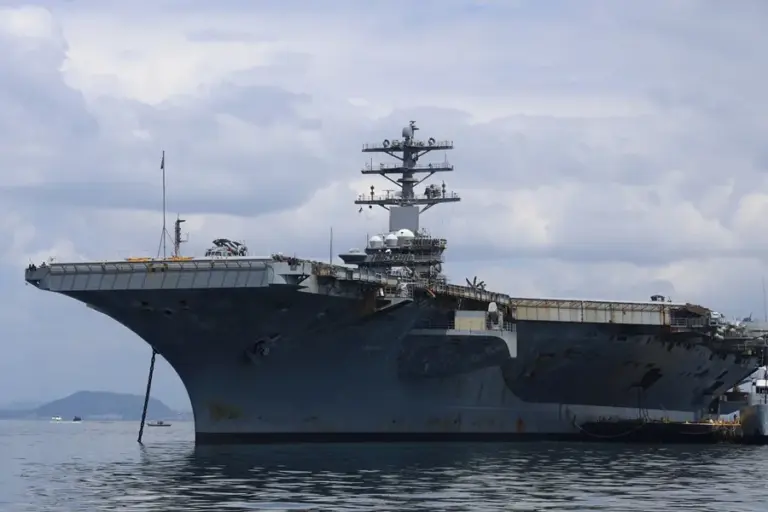 EE.UU. lanza nuevos bombardeos contra Irán por novena jornada consecutiva 1 En la foto, el portaviones estadounidense de propulsión nuclear USS Nimitz