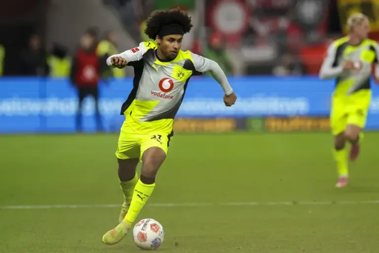 En la foto, el nuevo fichaje del Barcelona FC, Karim Adeyemi