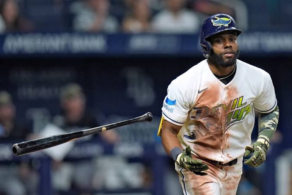 Rays domina a Reales; termina la racha de Caminero de juegos consecutivos con jonrón 2 En la foto, Cedric Mullins