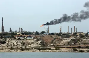 En la foto, la isla de Jarg, corazón de la industria petrolera de Irán