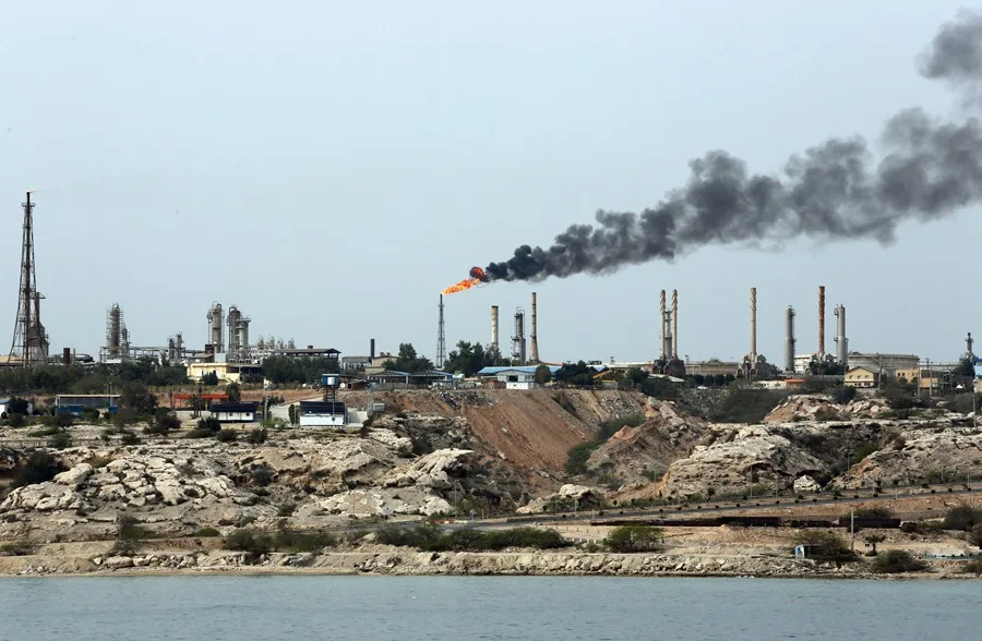 En la foto, la isla de Jarg, corazón de la industria petrolera de Irán