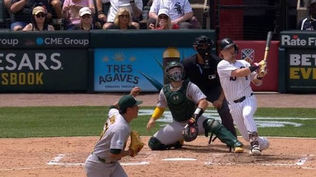 Chase Meidroth impulsa la única de White Sox en triunfo ante Atléticos 2 En la foto, Chase Meidroth