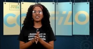En la foto, la presentadora del programa ConFilo