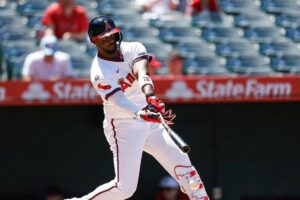 En la foto, Jorge Soler impulsó dos en el triunfo de los Angels