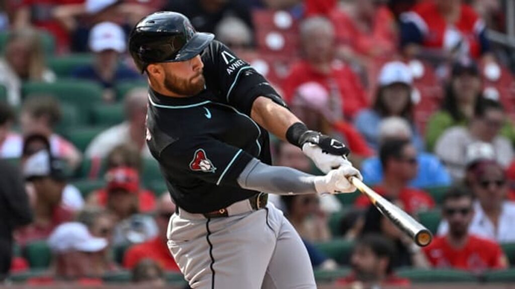 Brandon Pfaadt lanza seis entradas sólidas en victoria de los Diamondbacks 2 En la foto, Tyler Locklear