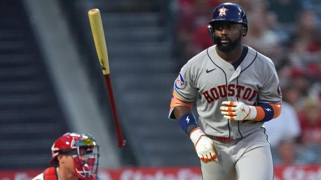 En la foto, Astros aprovechan colapso de Angels y anotan 4 en la 9na para ganar