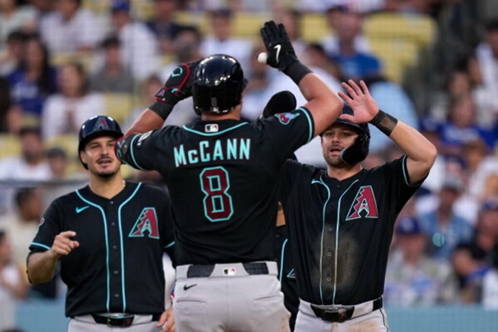 En la foto, James McCann