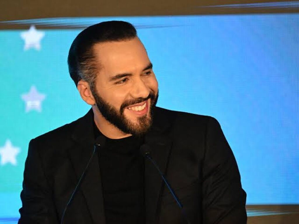 En la foto, Nayib Bukele