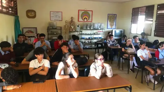 En la foto, un aula de una escuela de Quemado de Güines