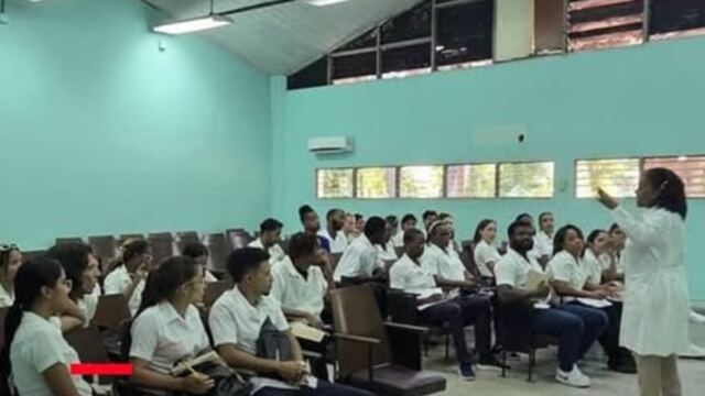 En la foto, un aula en Cuba