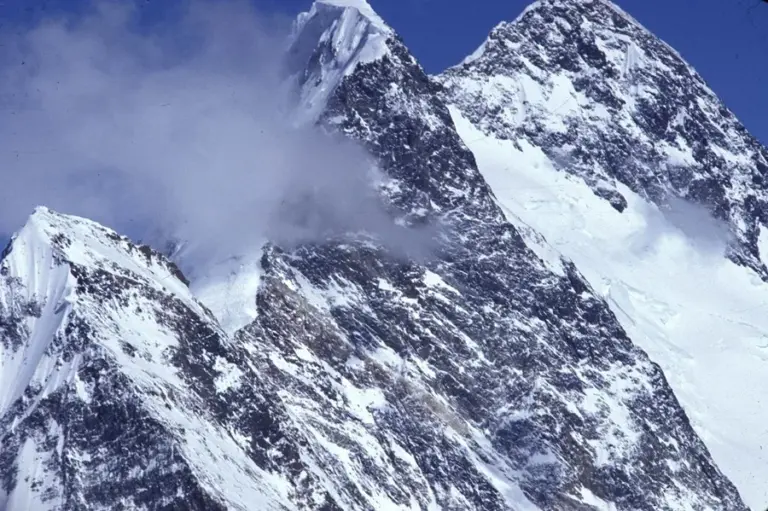 En la foto, la cima del Broad Peak, de 8.047 metros de altitud, situado en la región pakistaní del Karakorum