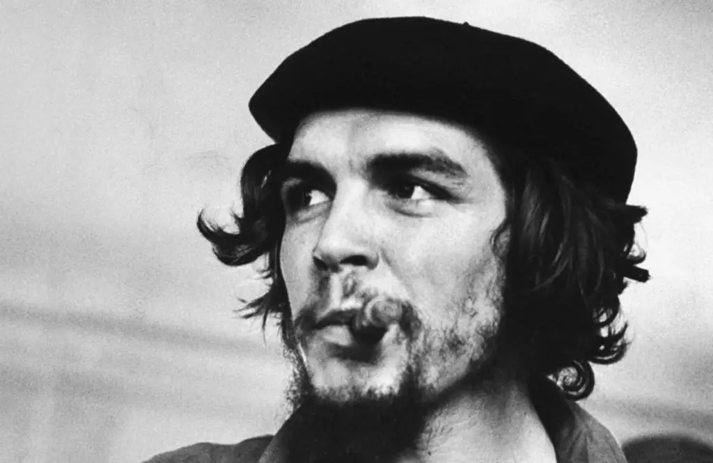 En la foto, el Che Guevara