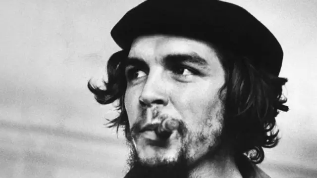 Che Guevara: Biografía de un asesino que engañó a todos 1 En la foto, el Che Guevara