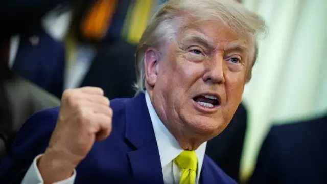 Trump amenaza con bombardear Omán si se interpone en el diálogo con Irán sobre Ormuz 1 En la foto, el presidente de Estados Unidos, Donald Trump