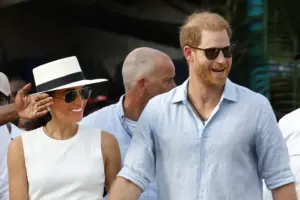 En la foto, Los duques de Sussex, el príncipe Harry y Meghan