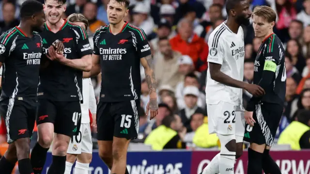 El sorteo de la Champions: un camino de rosas (con espinas) para los españoles 1 En la foto, Arsenal y Real Madrid volverán a verse las caras en Champions