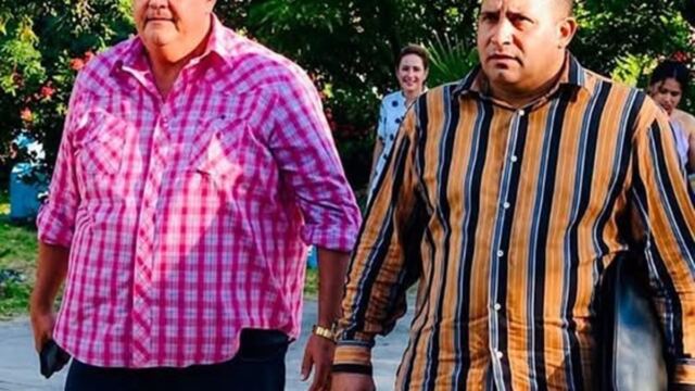 En la foto, dos dirigentes tuneros