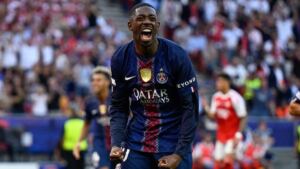 En la foto, Ousmane Dembélé