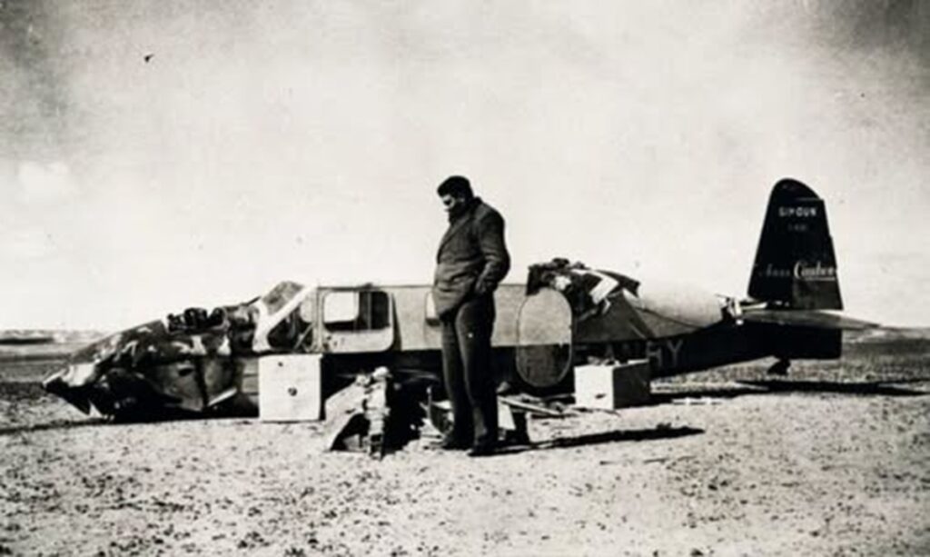 En la foto, Antoine de Saint-Exupéry