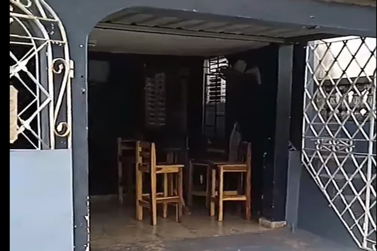 El aullido del lobo que no deja dormir a San José de las Lajas 1 En la foto, el bar La Guarida del Lobo, en San José de las Lajas