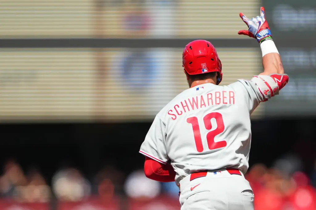 En la foto, Kyle Schwarber