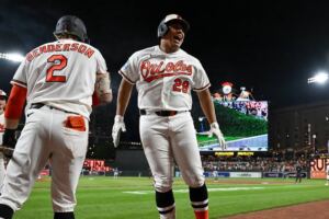 En la foto, Orioles deja al campo a Rays
