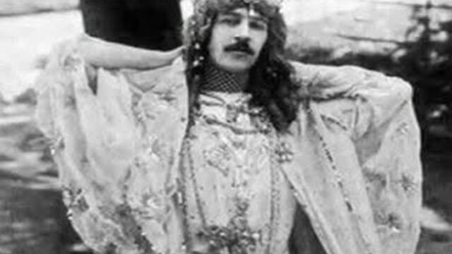 El marqués que se gastó una fortuna en vivir en un escenario 1 En la foto, Henry Cyril Paget