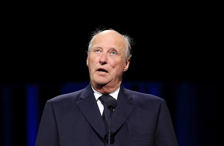En la foto, el rey Harald V de Noruega