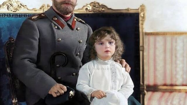 En la foto, el zar y su pequeño heredero