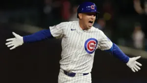 En la foto, Alex Bregman