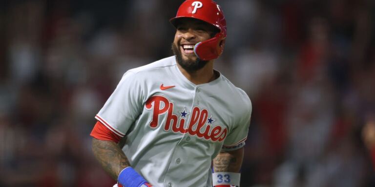 Grand slam de Sosa como emergente en la 9na da a Phillies victoria ante Angels 8 En la foto, Edmundo Sosa