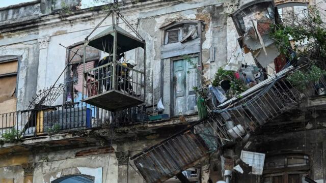 En la foto, Cuba se derrumba poco a poco