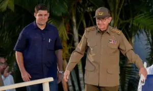 En la foto, Raúl Guillermo Rodríguez Castro y su abuelo Raúl