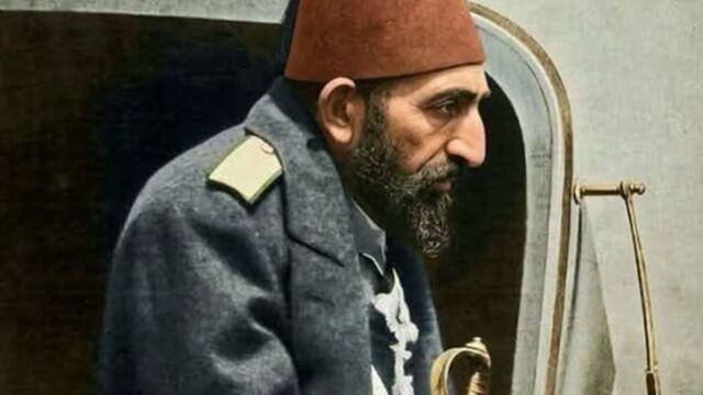 En la foto, Abdülhamid II, el sultán carpintero