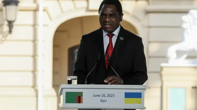 El presidente de Zambia gana las elecciones generales con un 60,5 % de los votos 1 En la foto, el presidente de la República de Zambia, Hakainde Hichilema