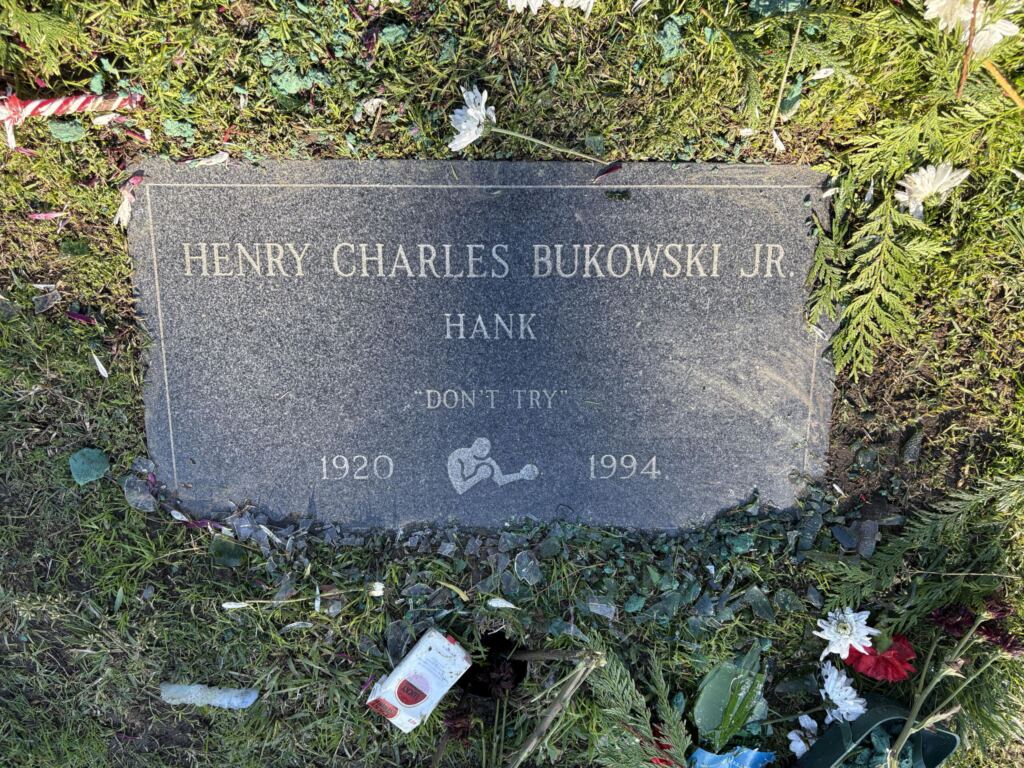 Bukowski: Biografía del último 'escritor maldito'