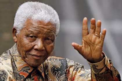 Nelson Mandela: Biografía del hombre que venció al odio