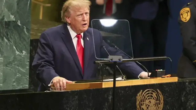 En la foto, Donald Trump