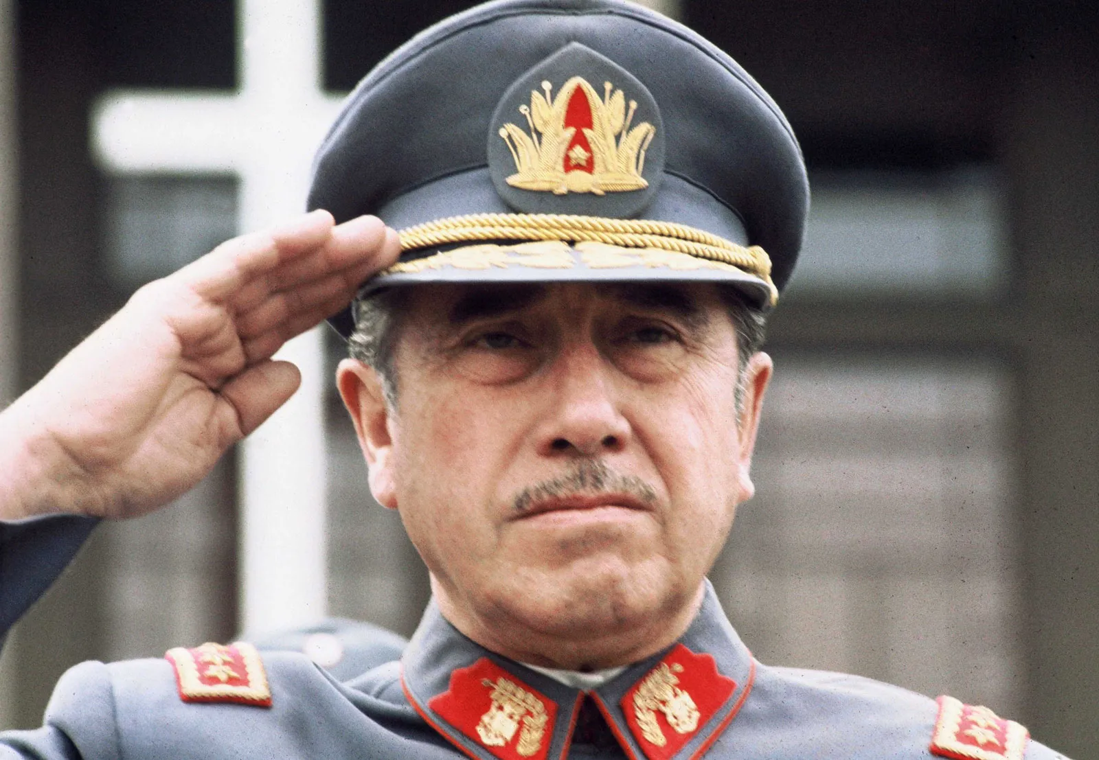 Inicio 12 En la foto, el general Augusto Pinochet, exdictador de Chile