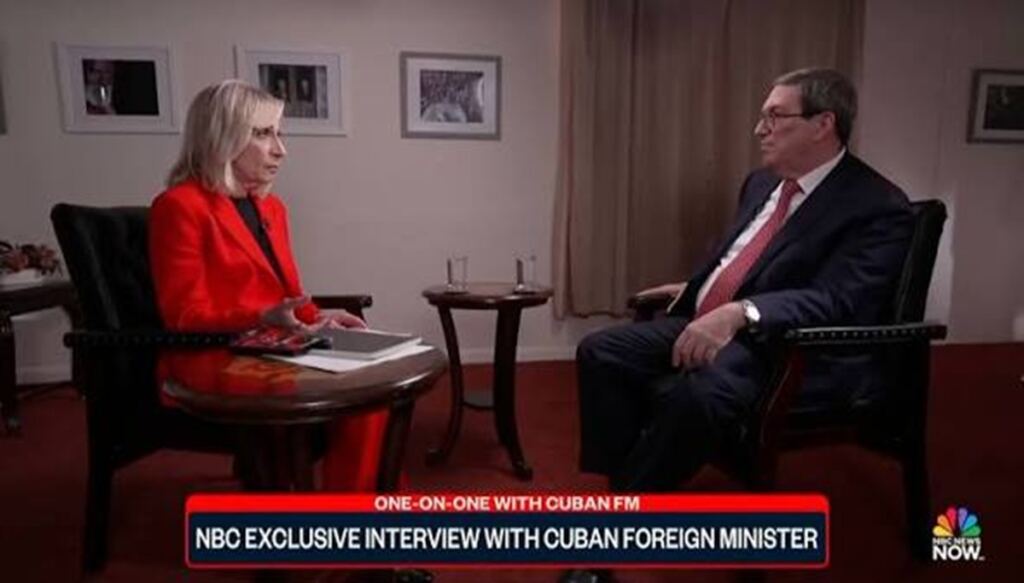 En la foto, Bruno Rodríguez durante la entrevista con NBC