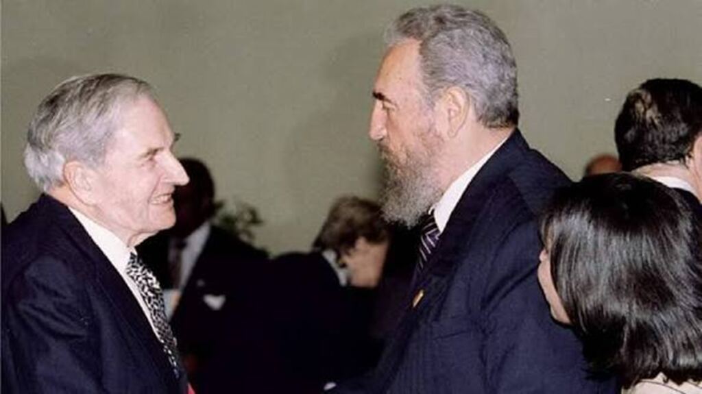 En la foto, Fidel Castro y David Rockefeller