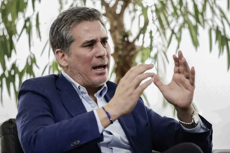 En la foto, el canciller de Costa Rica, Manuel Tovar
