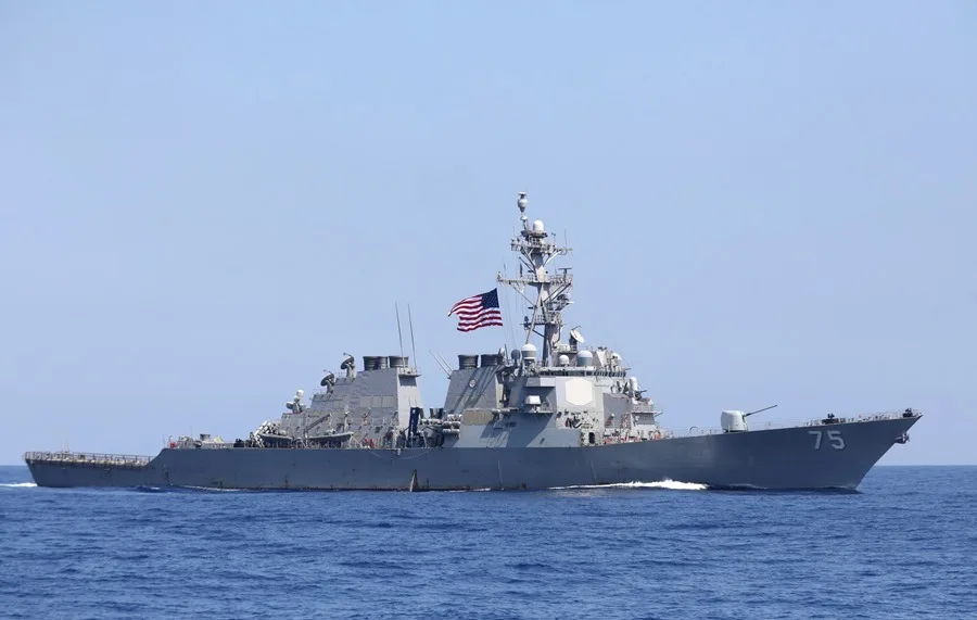 En la foto, el destructor estadounidense USS Donald Cook, actualmente desplegado en el mar arábigo