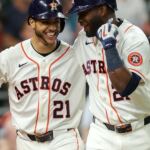 En la foto, Jeremy Peña y Yordan Álavrez