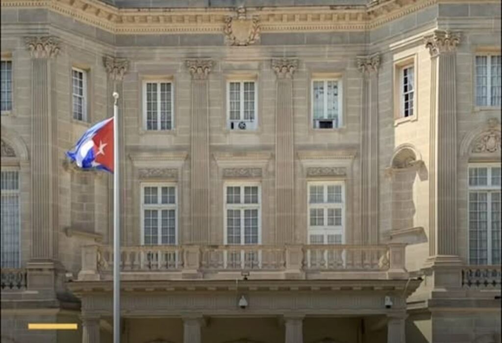En la foto, la embajada de EEUU en Washington